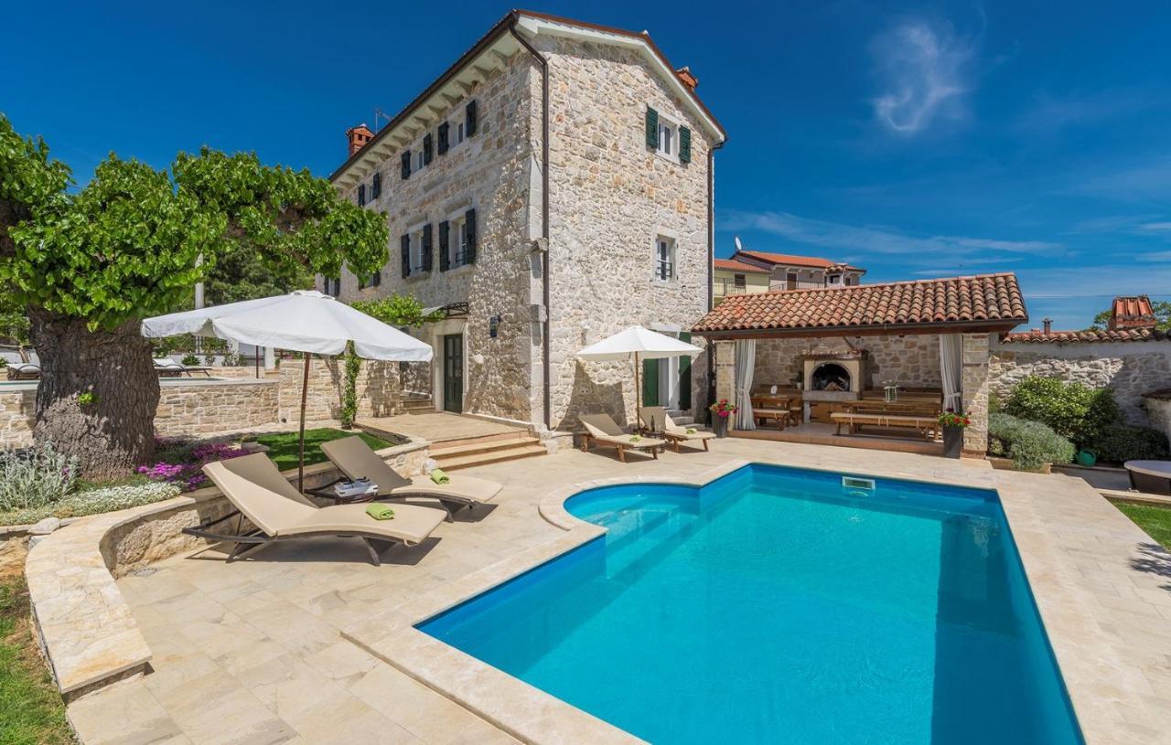 Beautiful Stone House - Villa Parentium With Private Pool Dračevac Εξωτερικό φωτογραφία